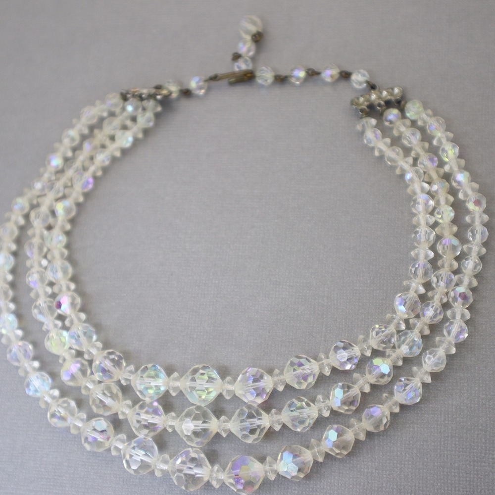Vintage Aurora Borealis Graduated Bead Necklace Iridescent MCM Retro
